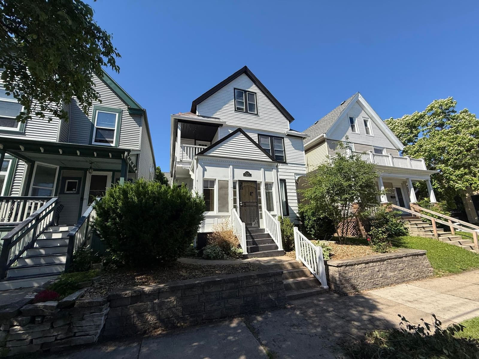 1537 Irving