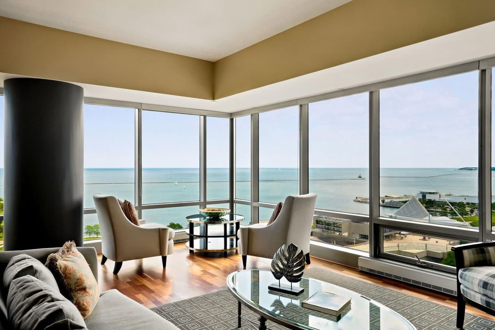 923 Kilbourn