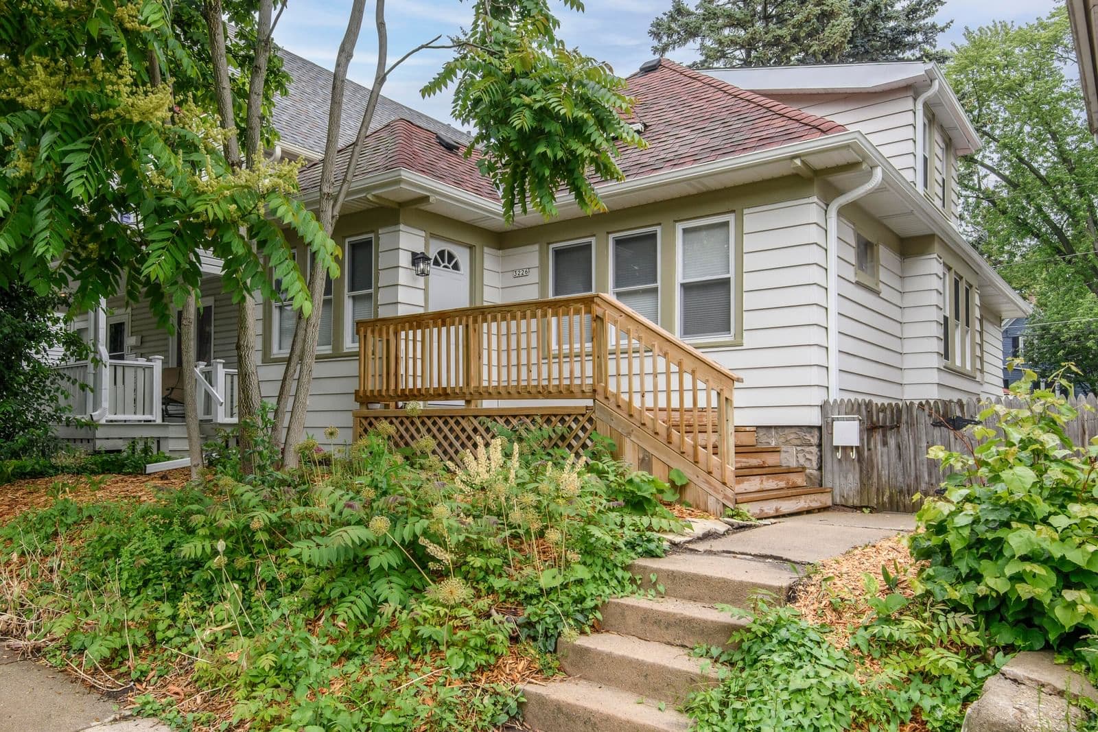 3226 Newhall