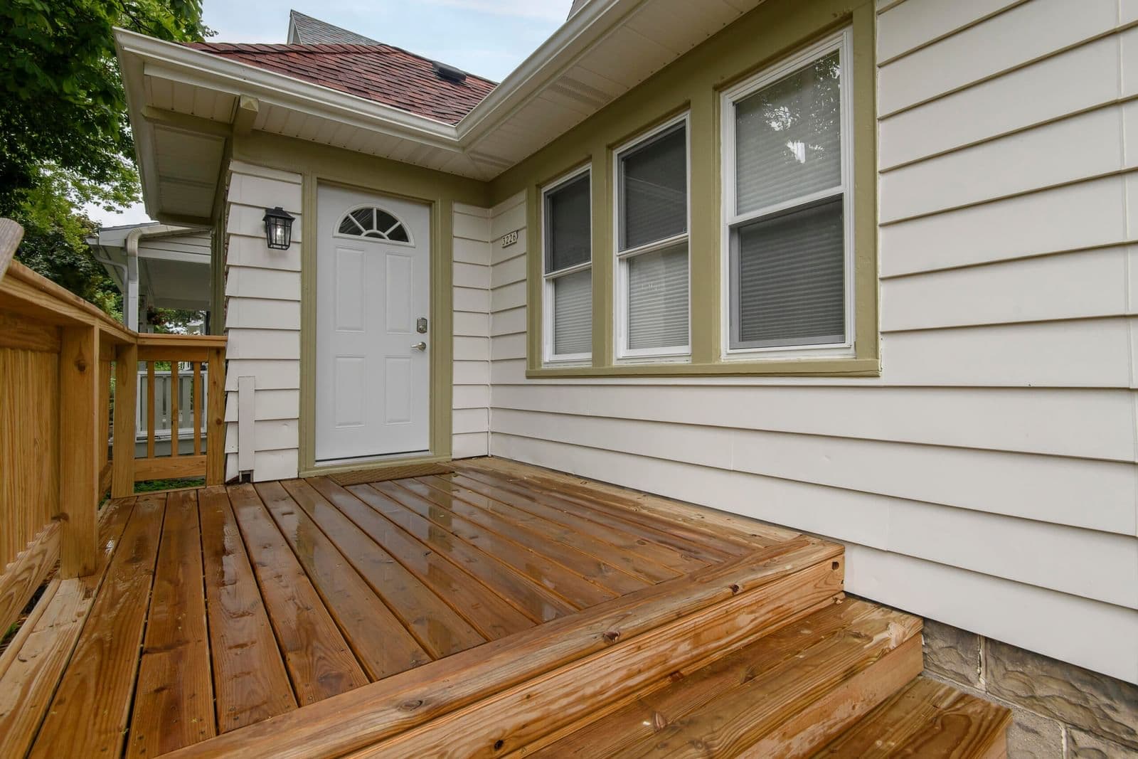 3226 Newhall
