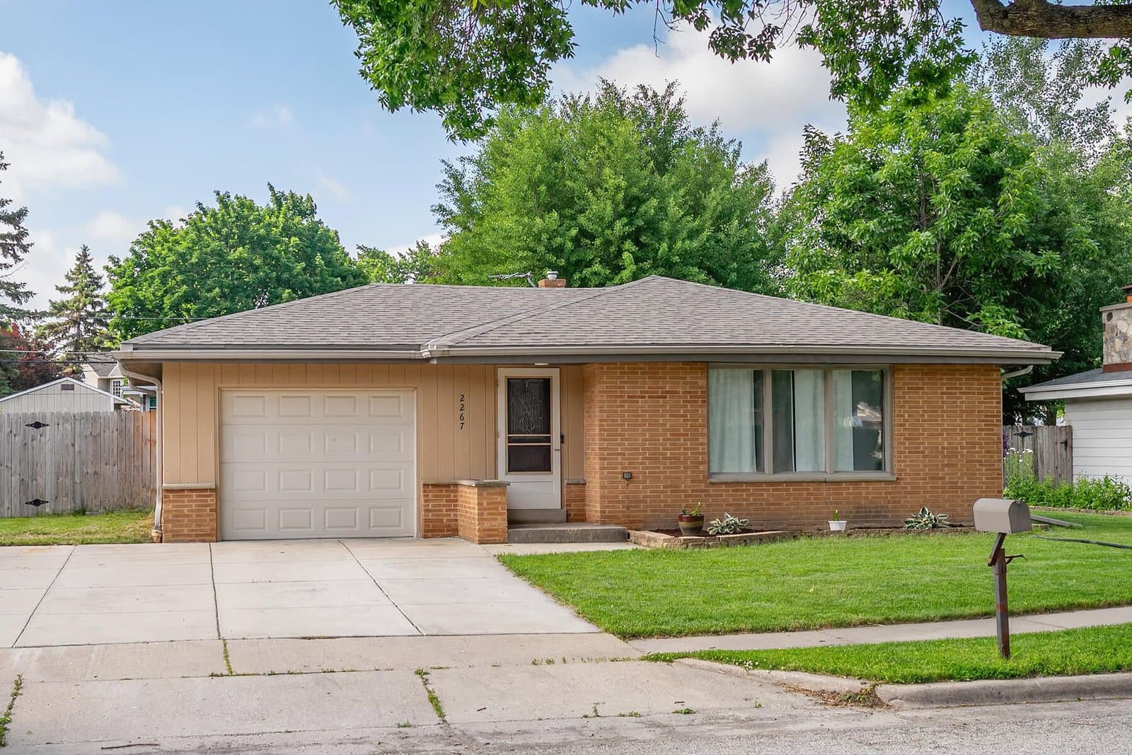 2267 Grange