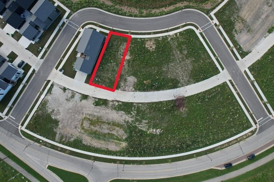 9451 Cypress