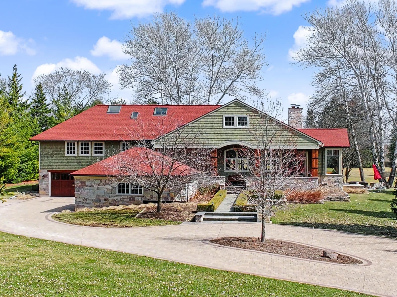 12138 River, Mequon, WI