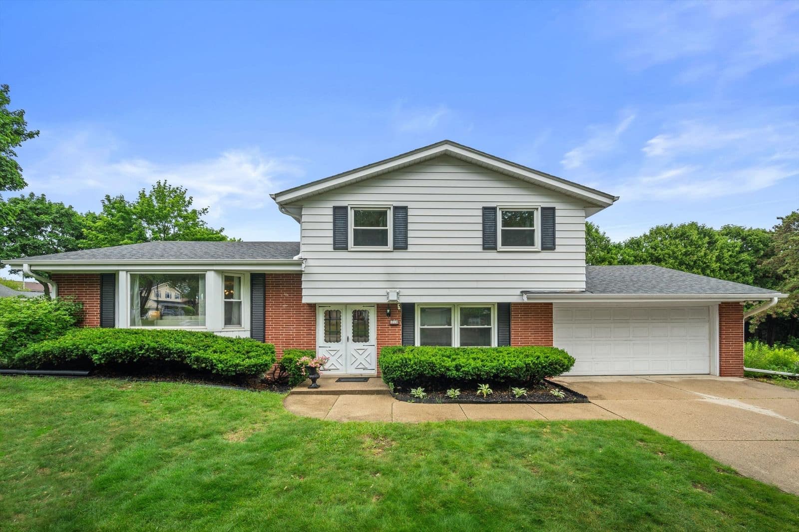 12130 Chambers