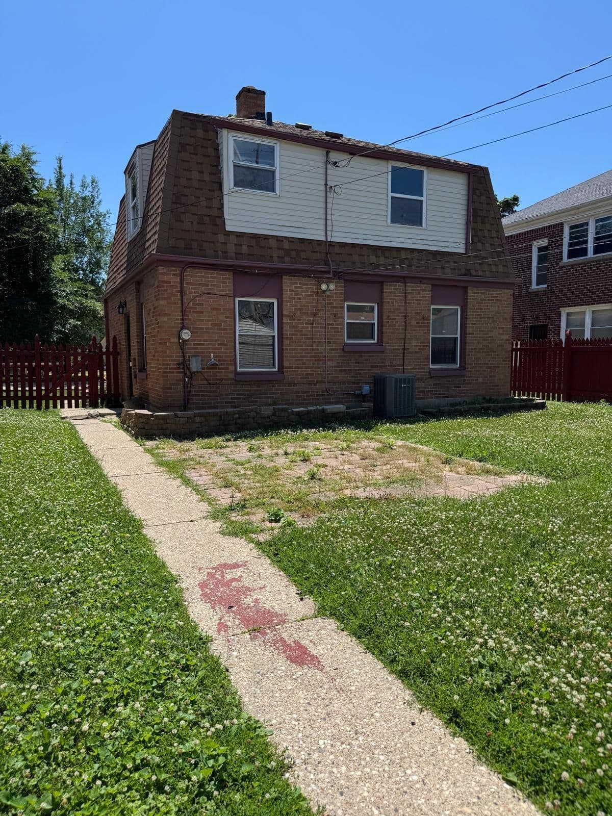 3714 Capitol
