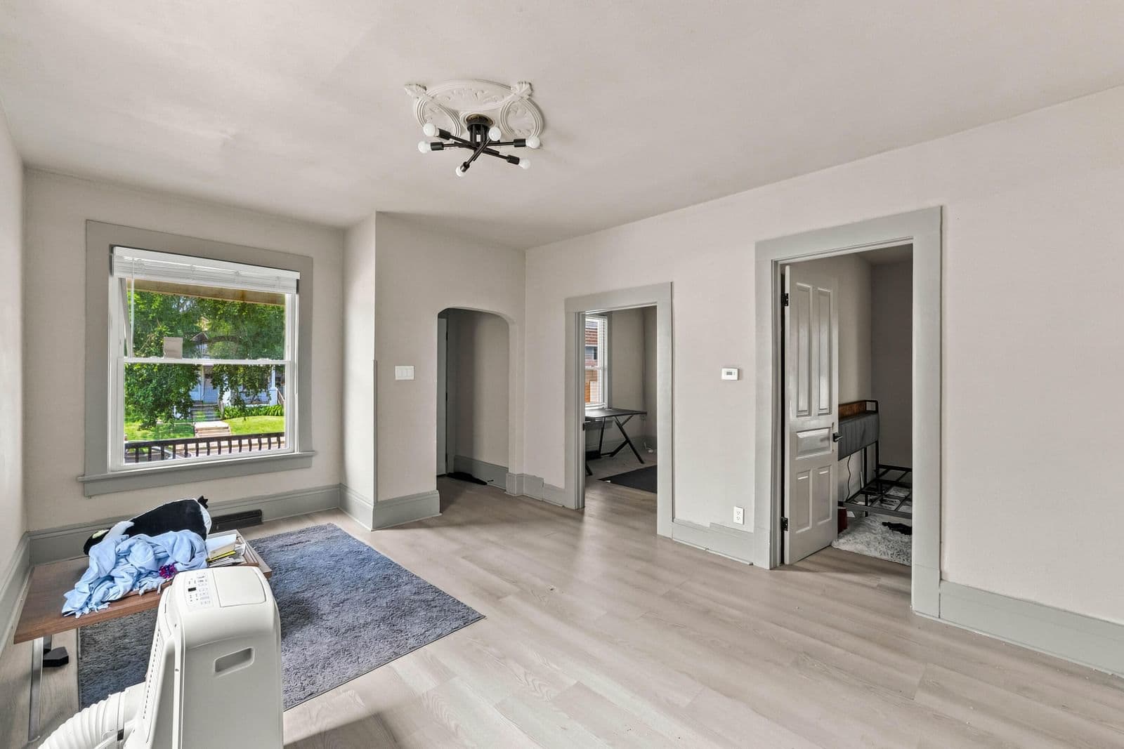 3172 Holton