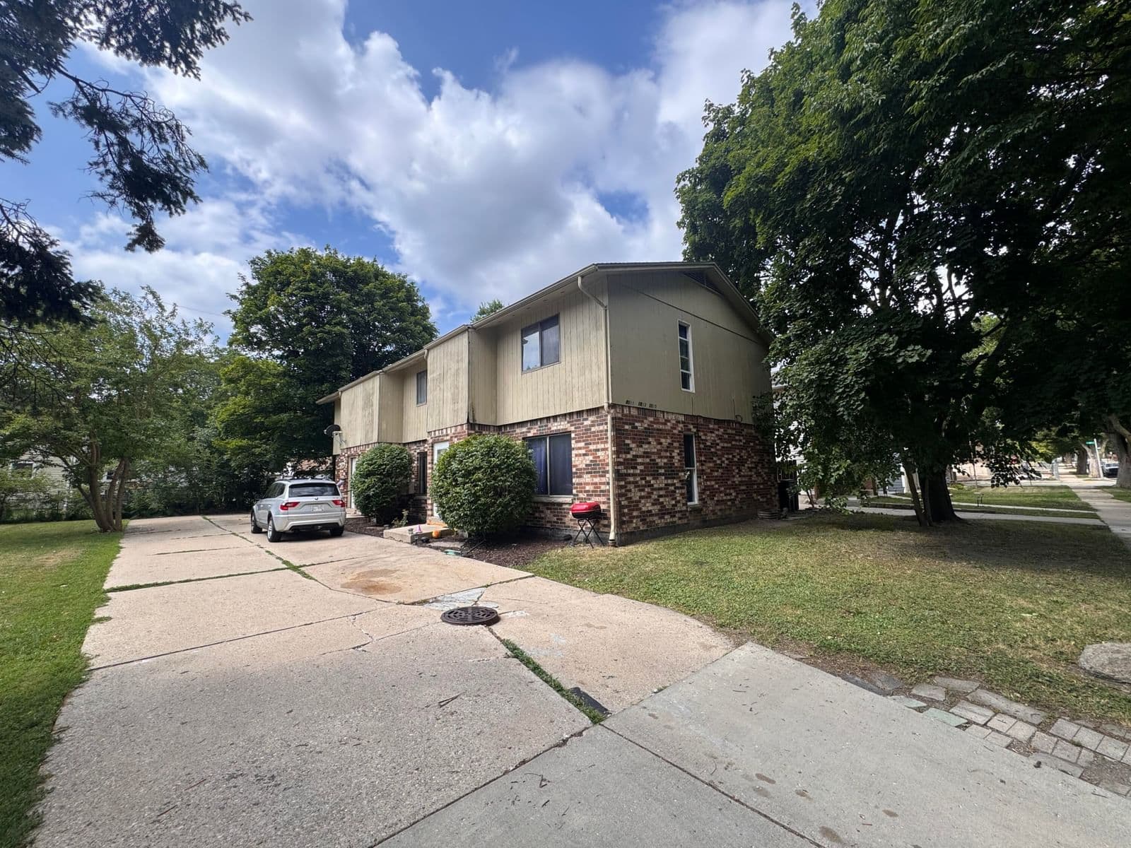 8811 Mitchell, West Allis, WI