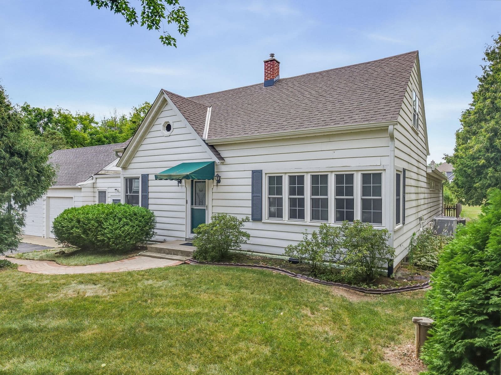 11911 Wauwatosa, Mequon, WI