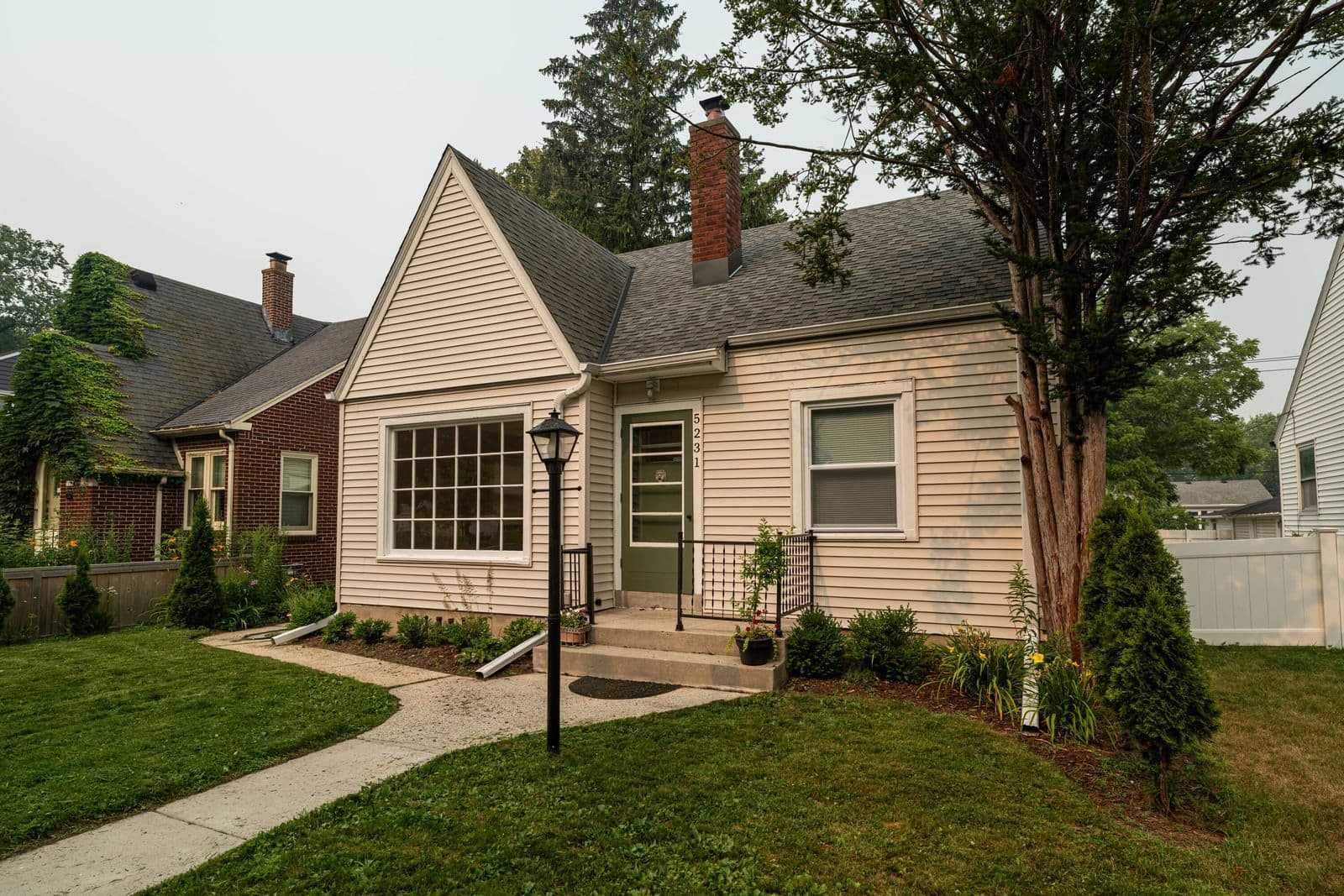 5231 Bay Ridge, Whitefish Bay, WI
