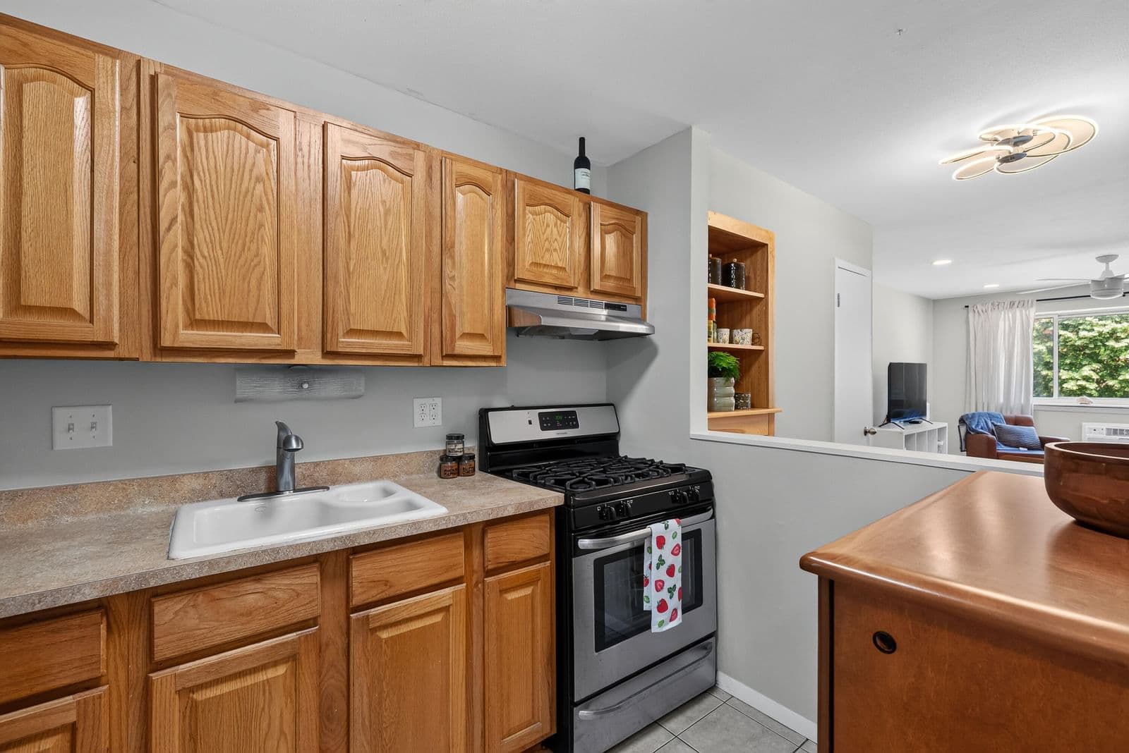 2222 Belleview