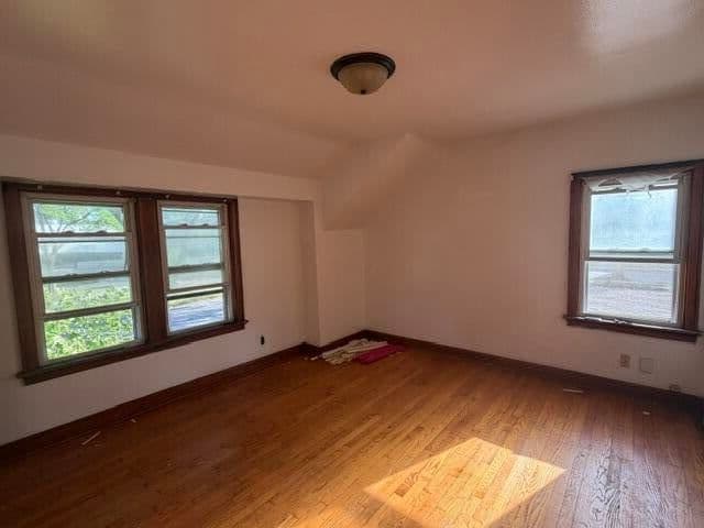 2428 Roosevelt