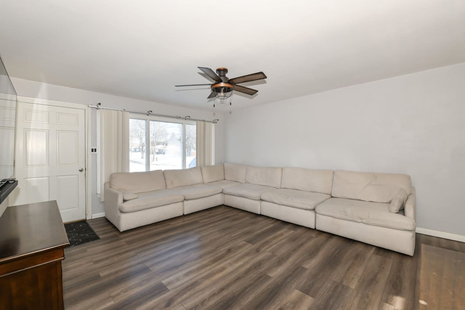 3301 Parnell