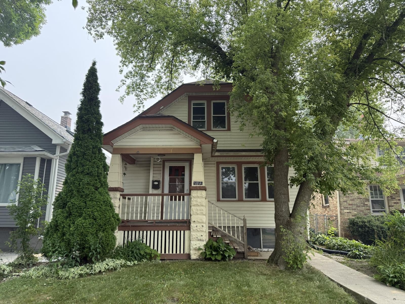 2122 77th, West Allis, WI