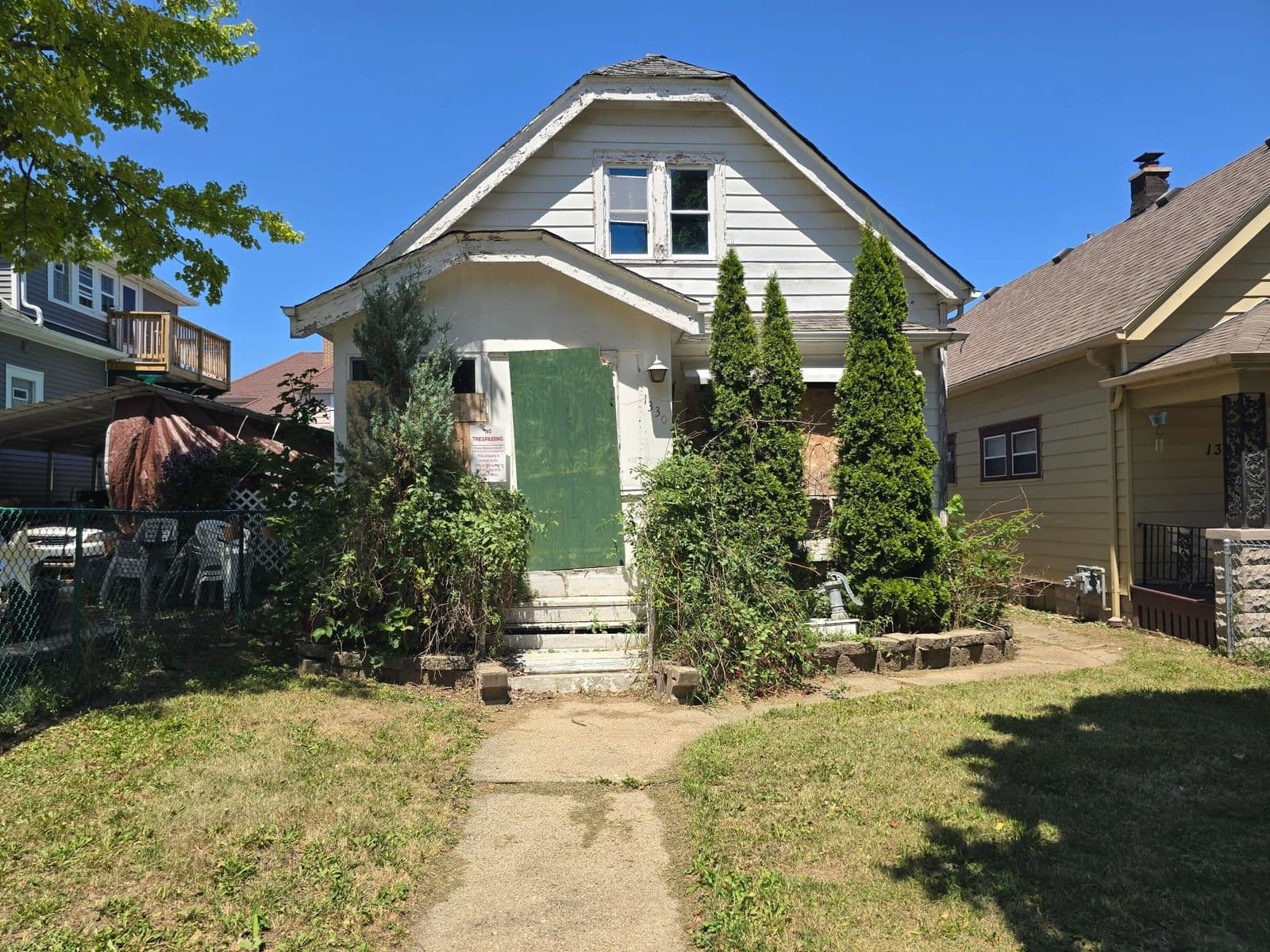 1330 Euclid