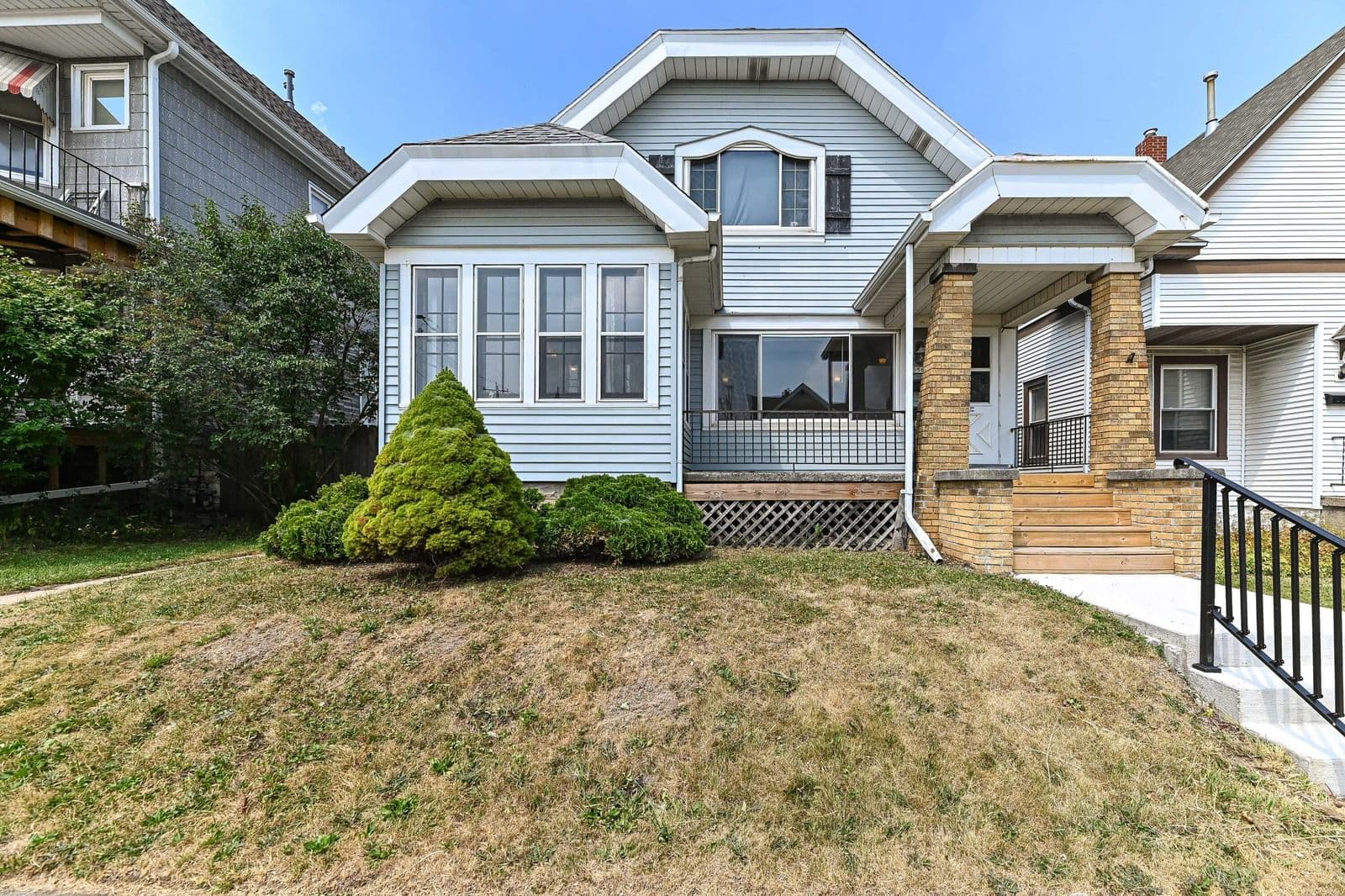 1567 71st, West Allis, WI