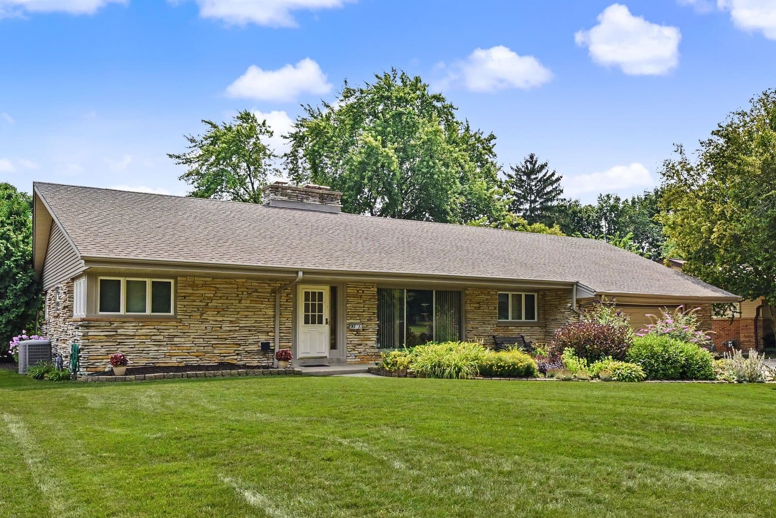 9515 Hadley