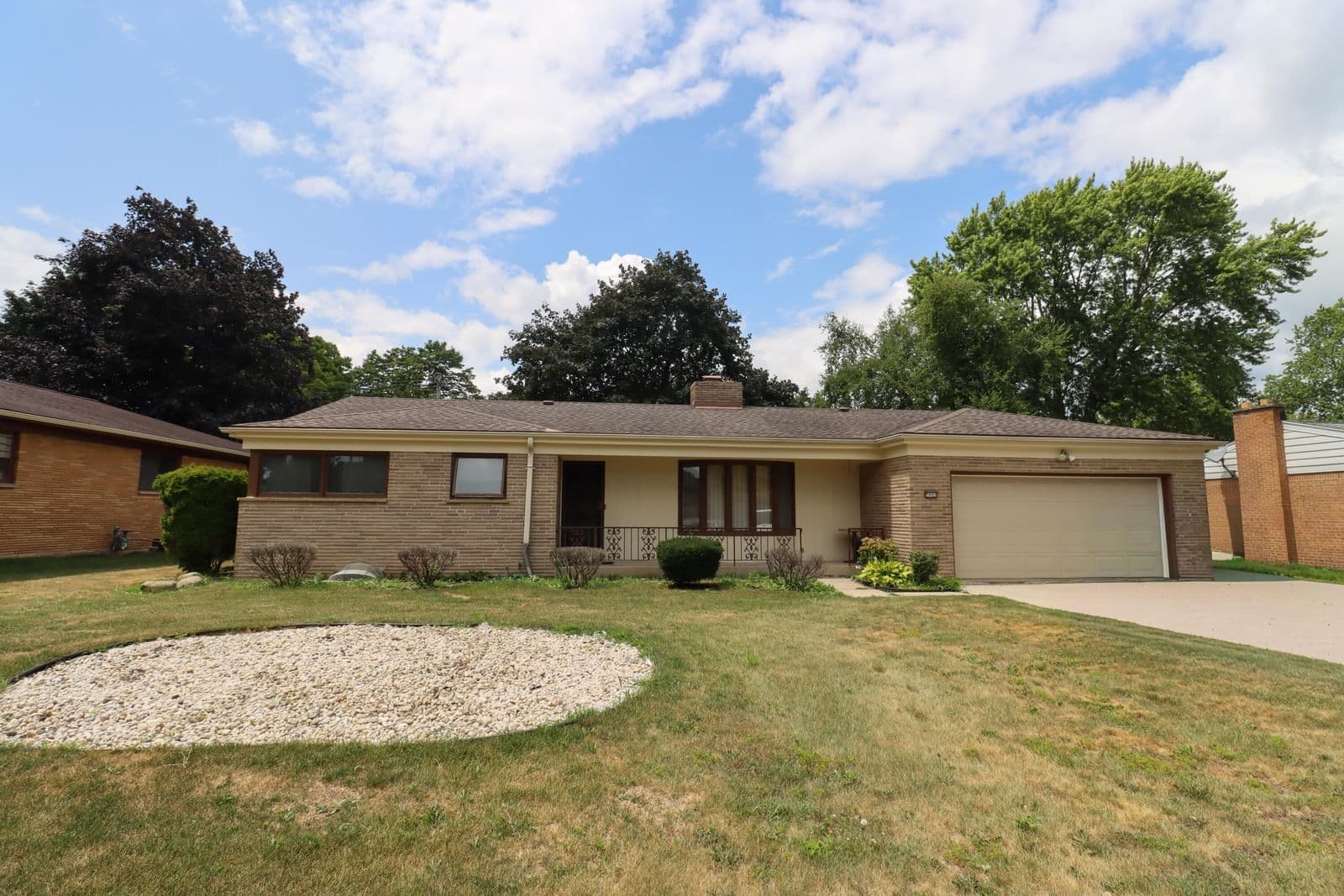 7903 Fairway