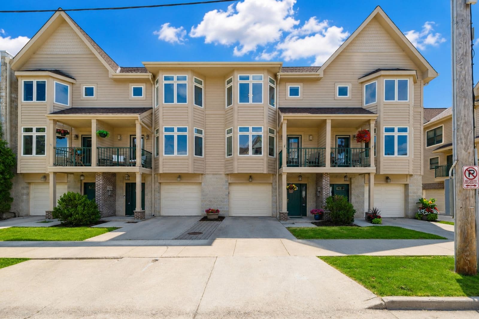 1712 Marshall