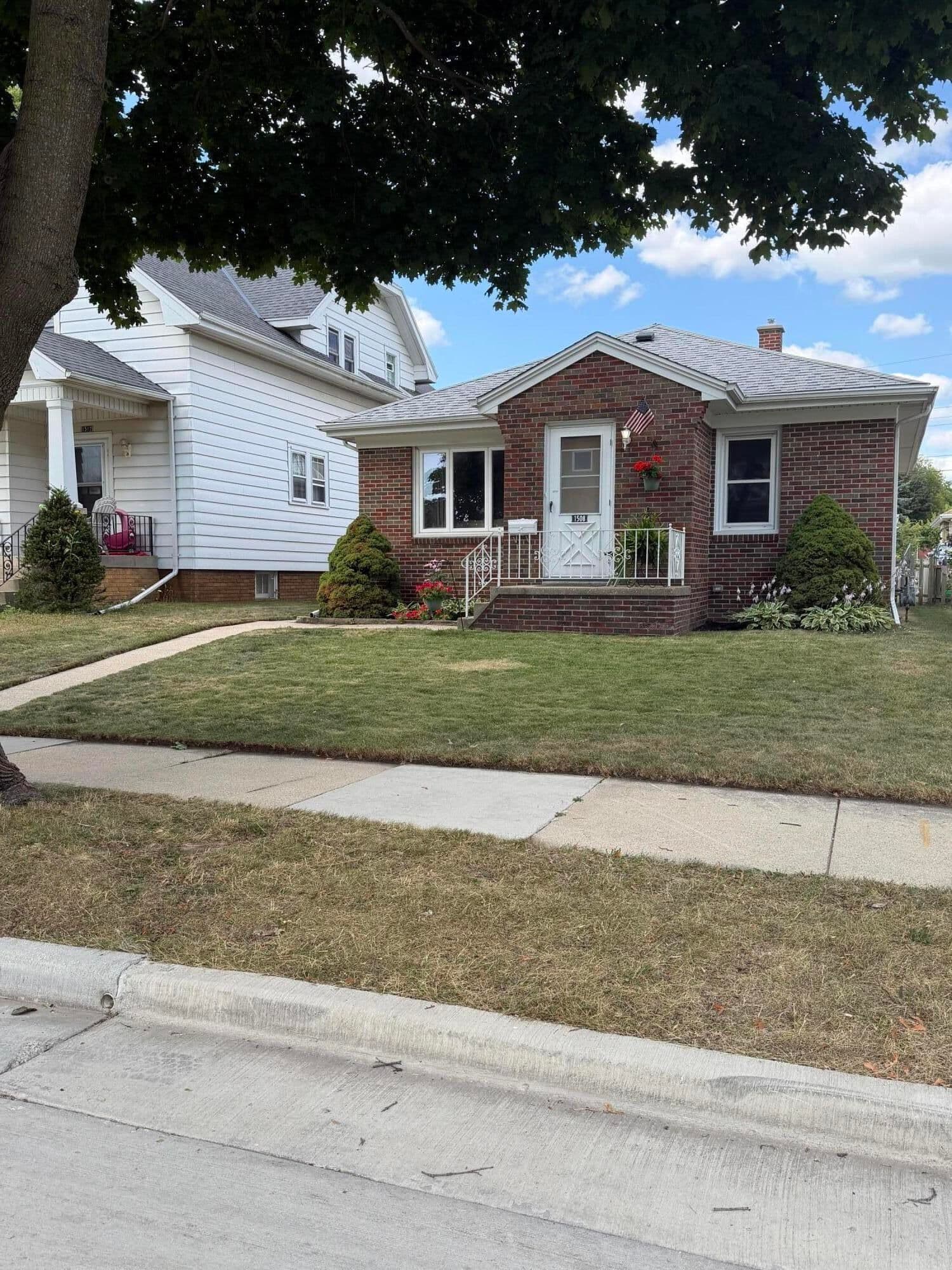 1508 West Lawn, Racine, WI