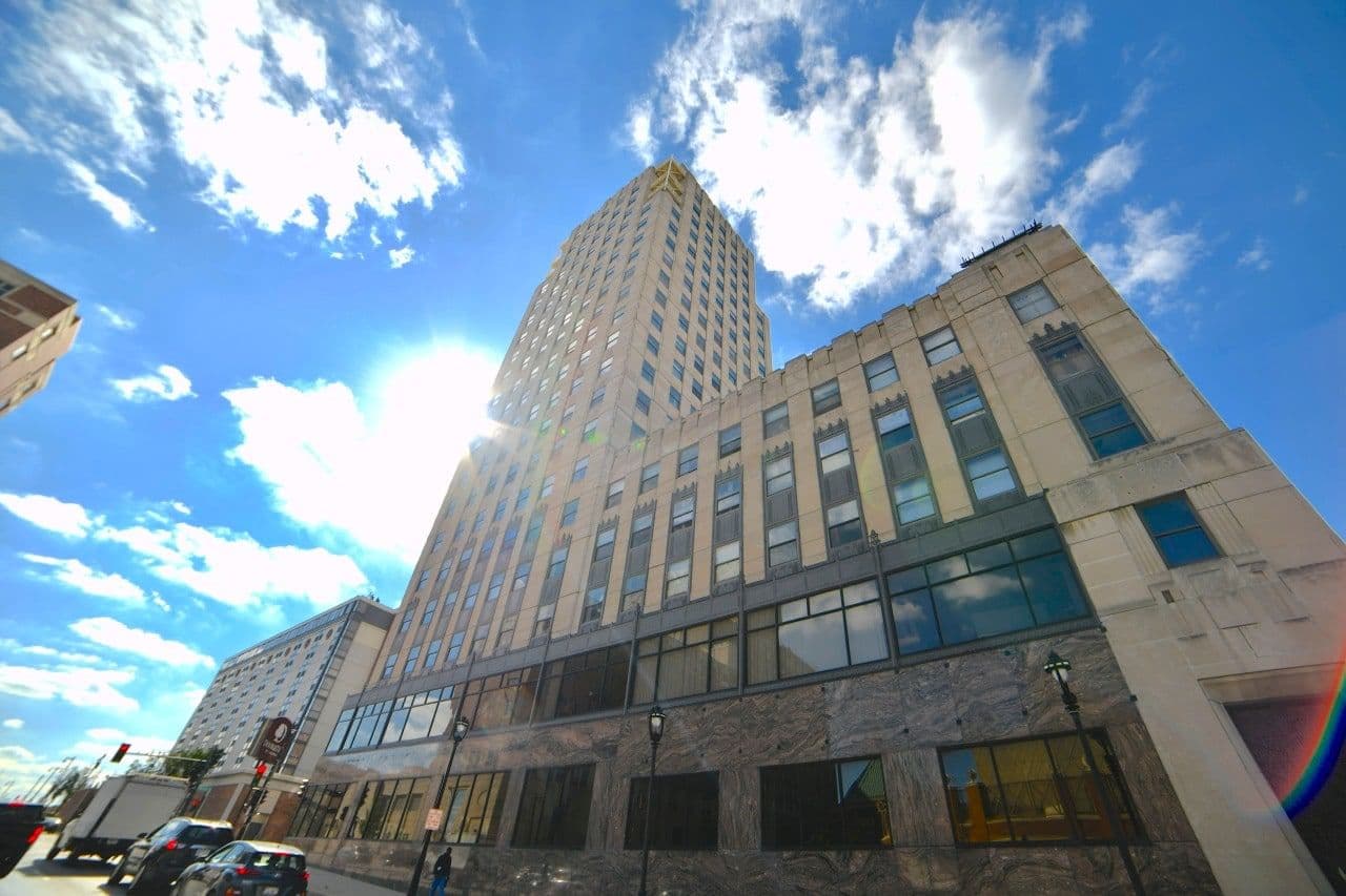 600 Wisconsin, Milwaukee, WI