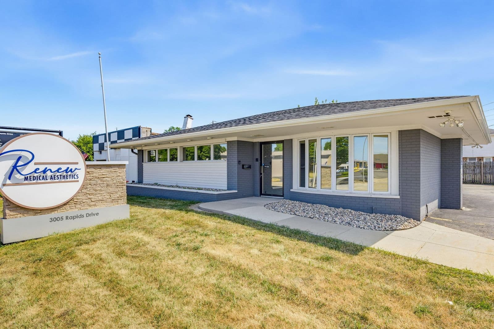 3005 Rapids, Racine, WI