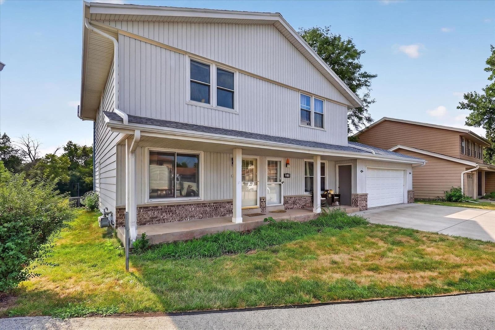 9219 Green View