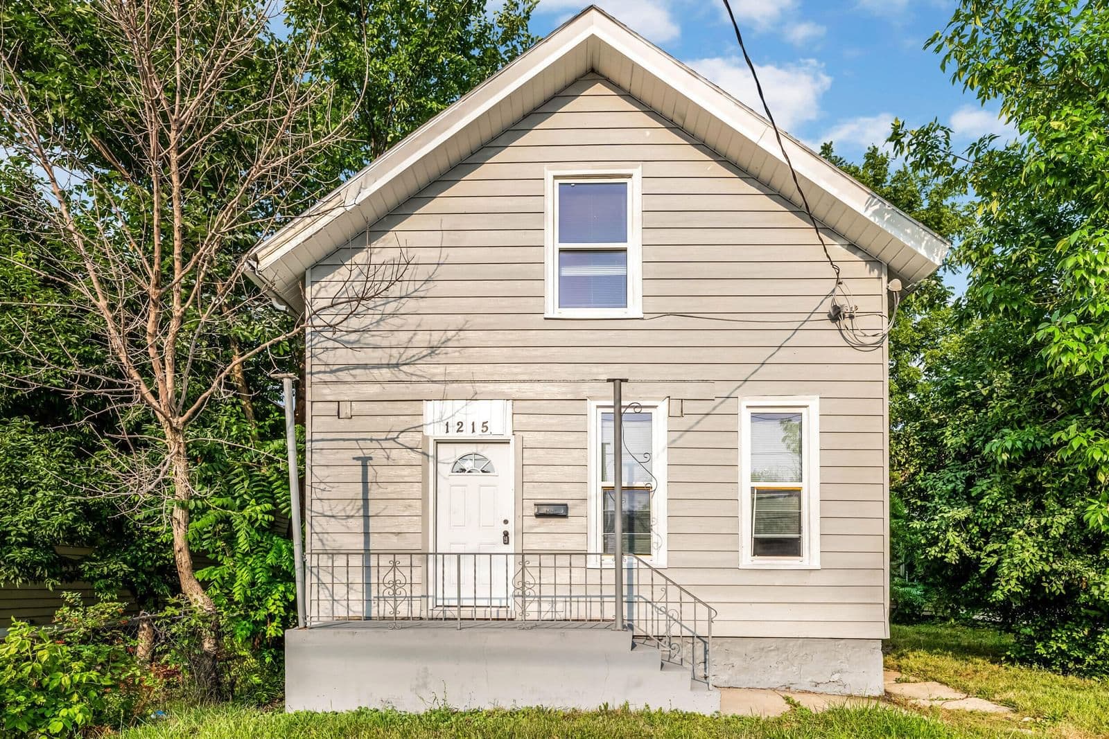 1215 Racine, Racine, WI