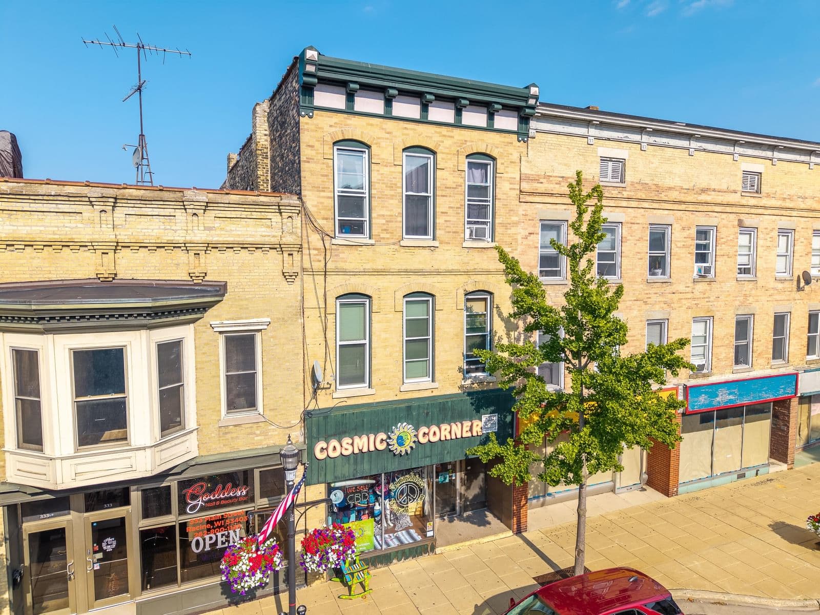 335 Main, Racine, WI