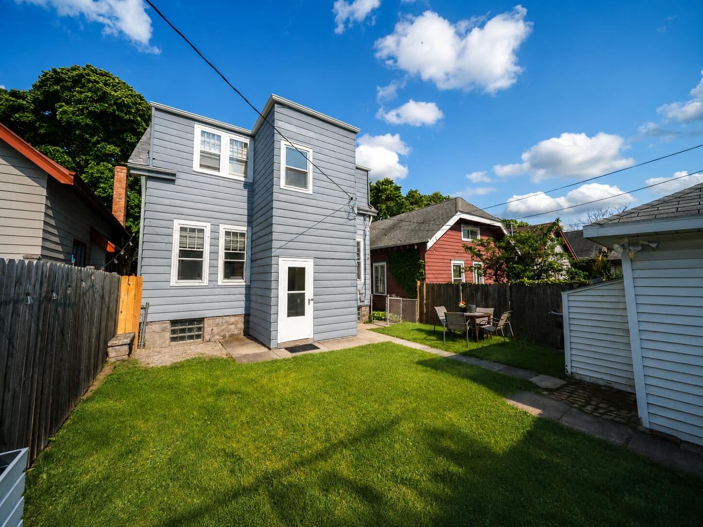3043 Bartlett