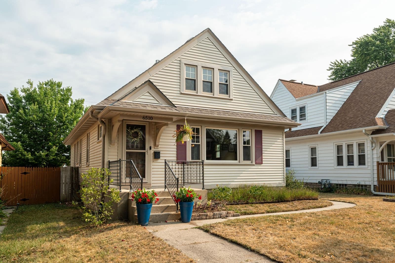 6510 Girard