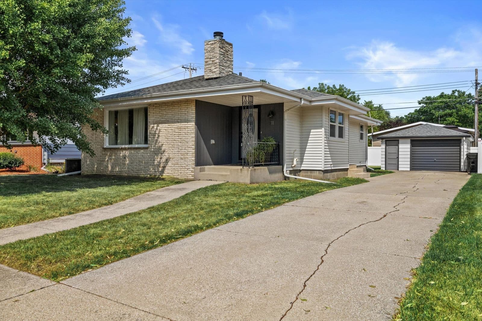 111 Virginia, Racine, WI