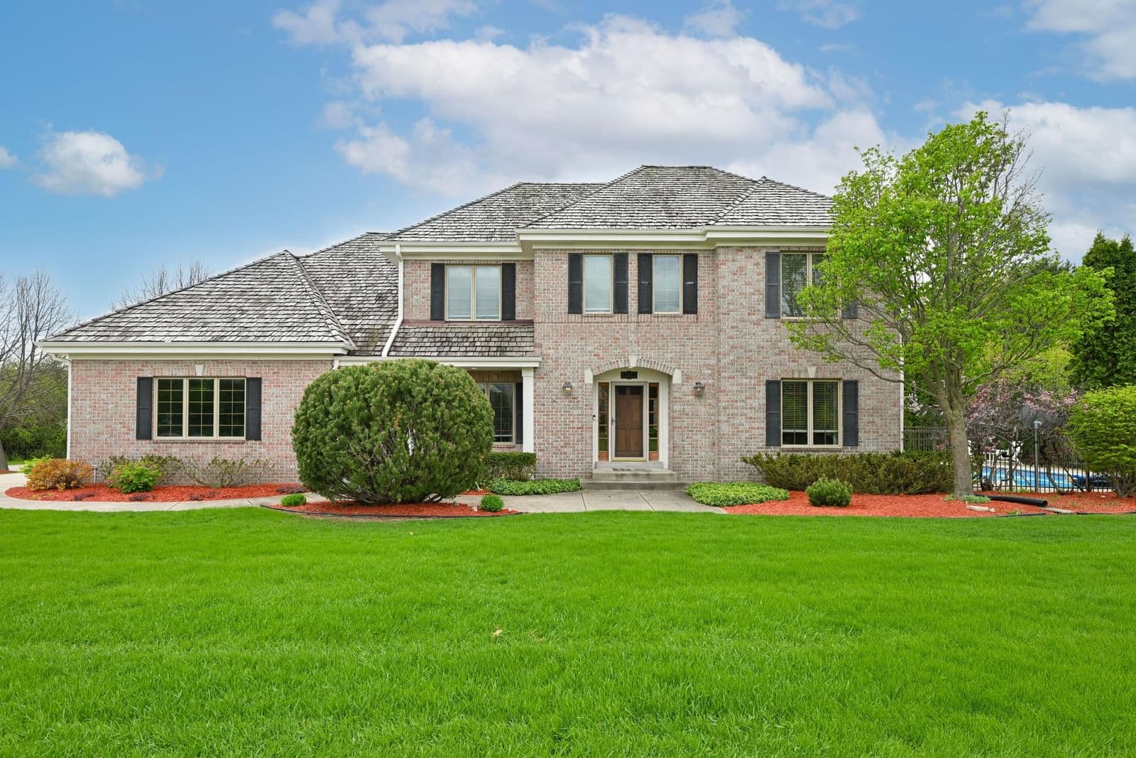 17155 Vanderbilt, Brookfield, WI
