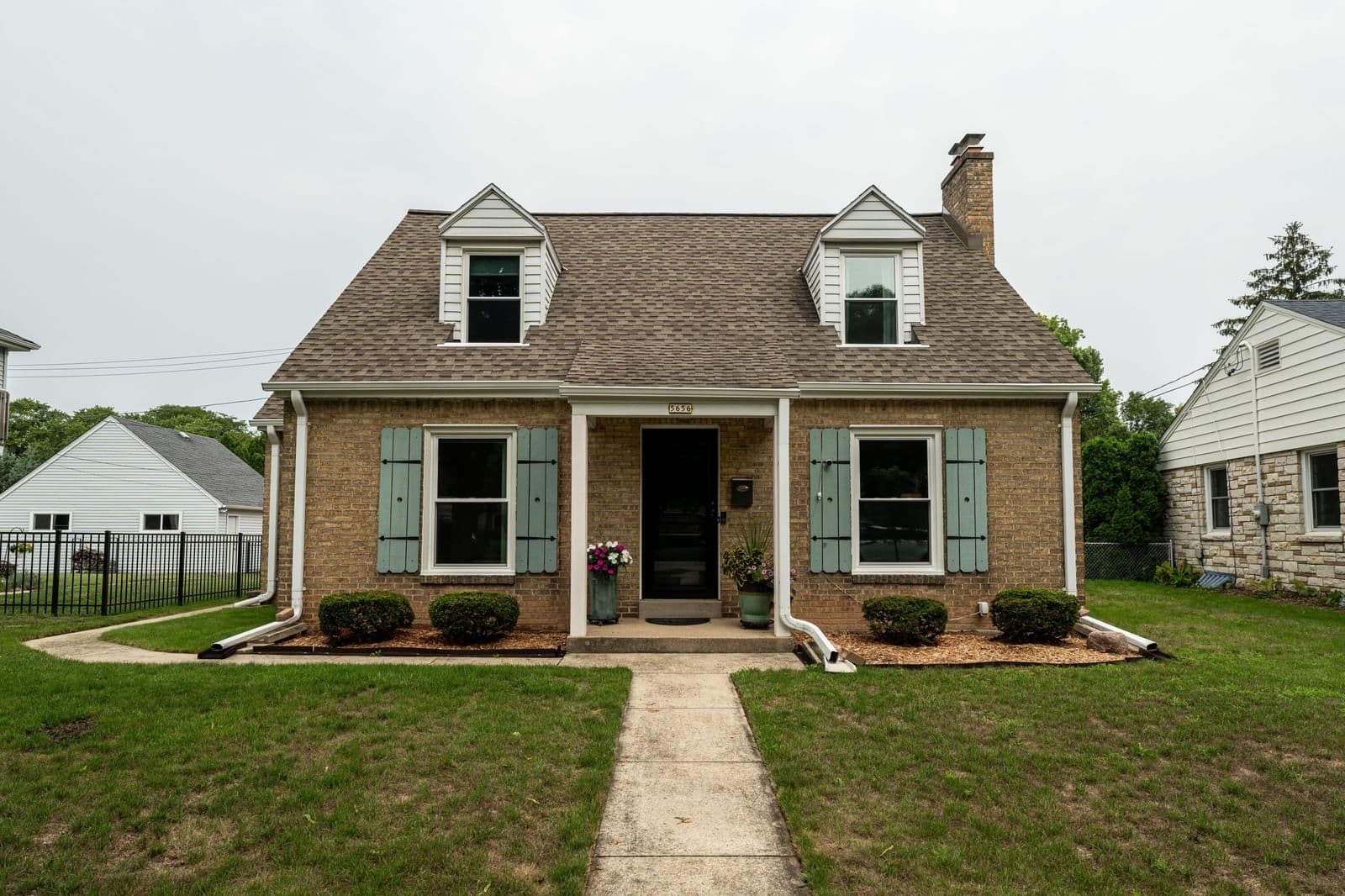 5656 Milwaukee River, Glendale, WI