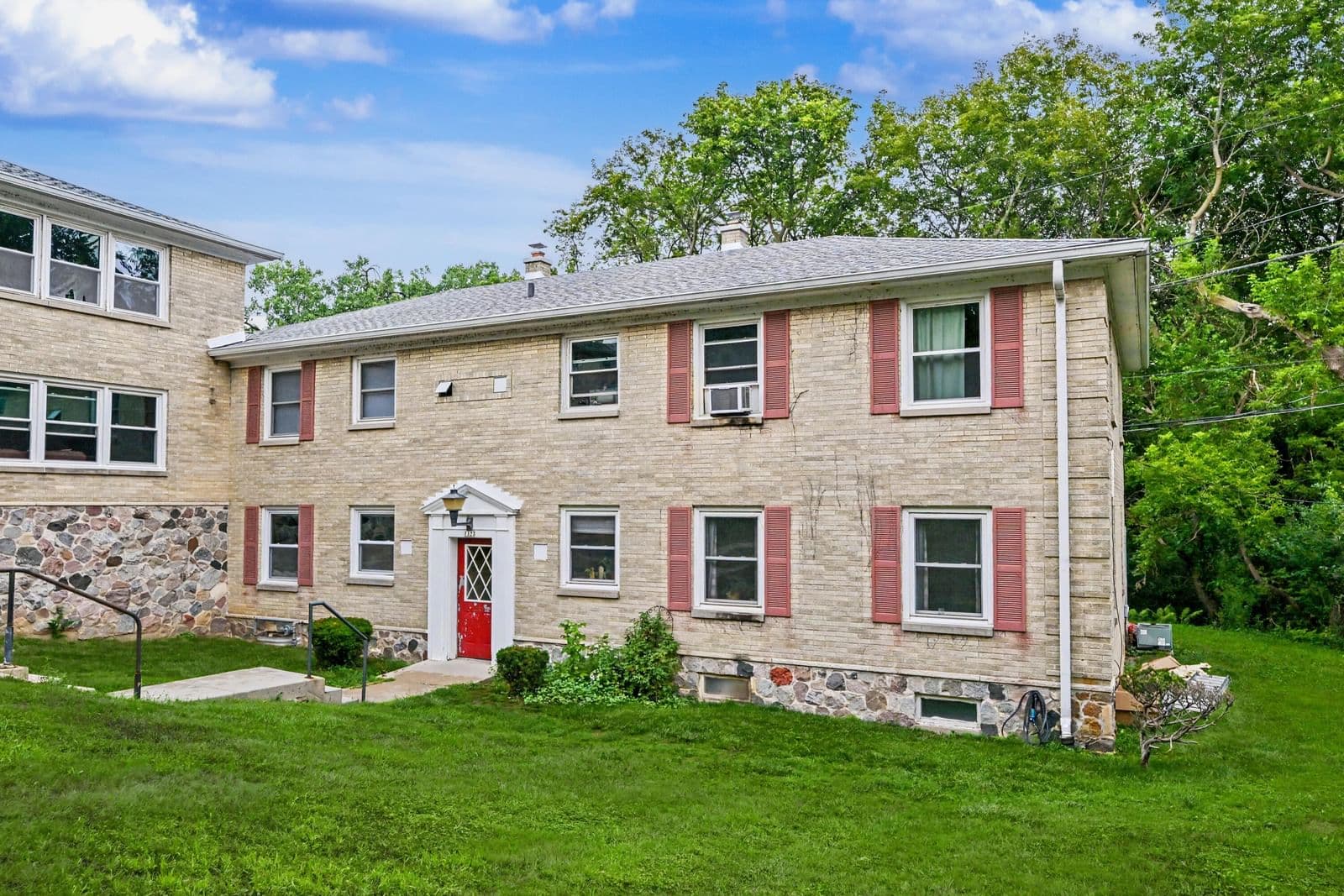 1323 Randolph