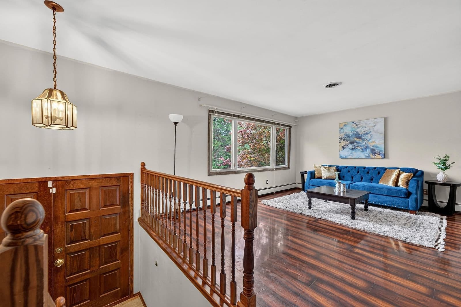 1711 Clayton Crest