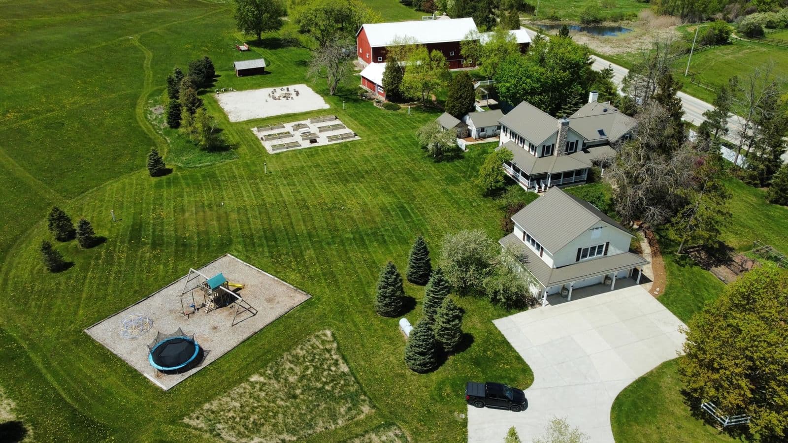 2237 Washington, Cedarburg, WI