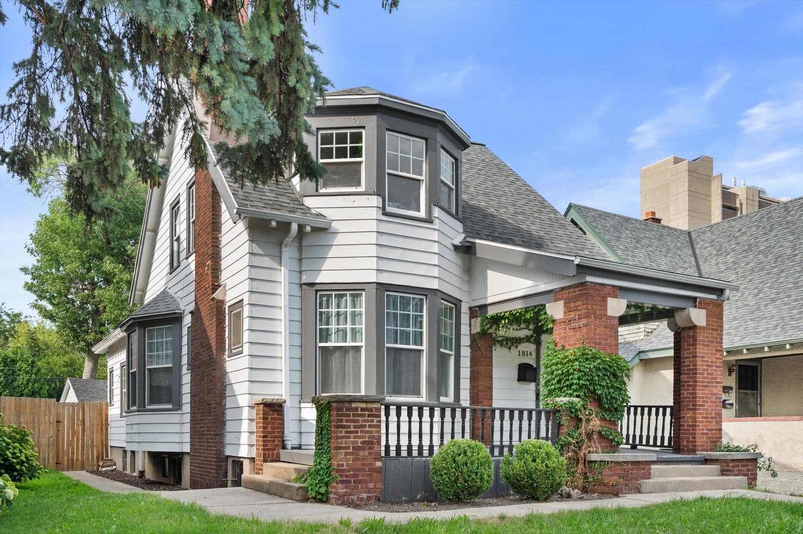 1814 Kenwood