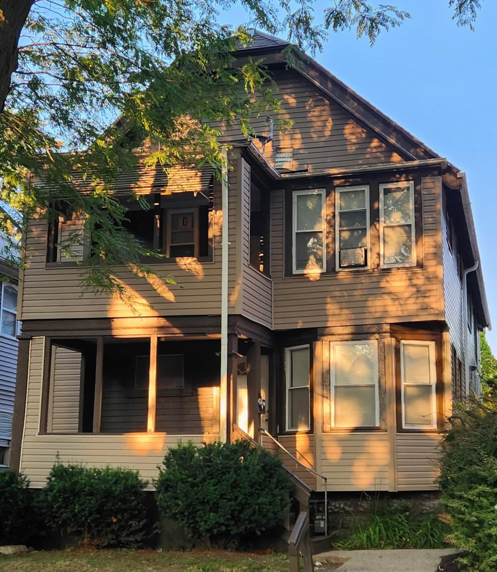 3024 Richards