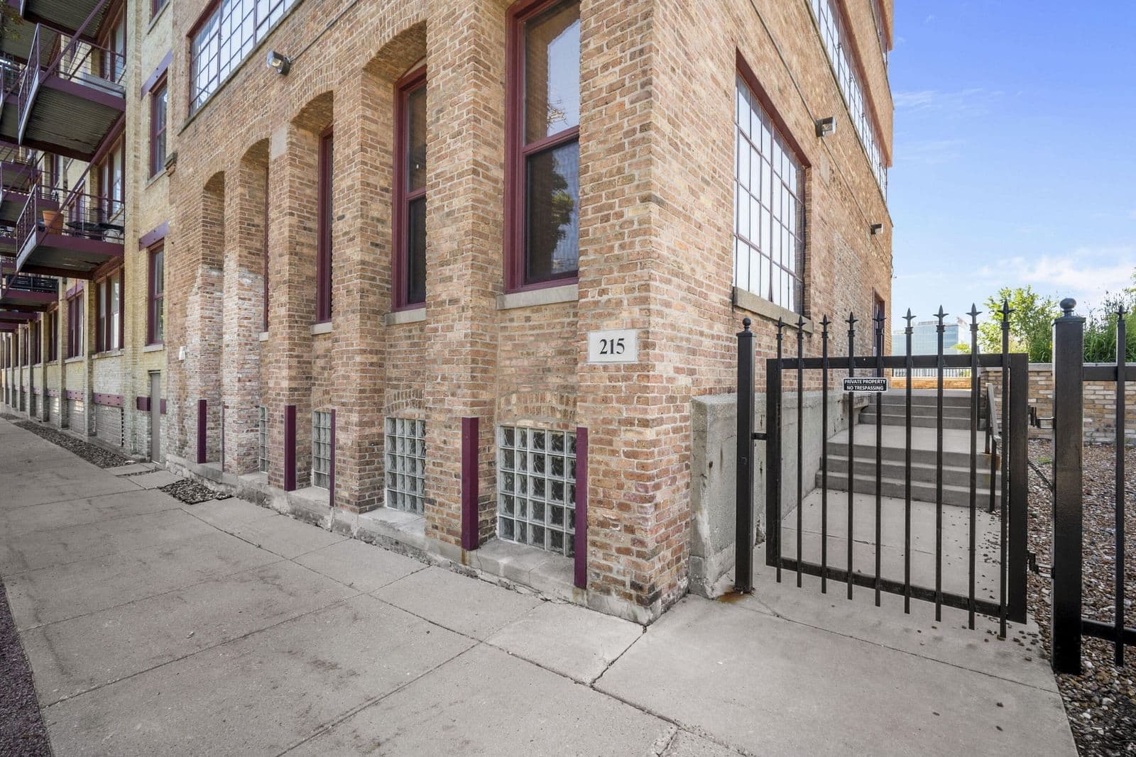 215 Maple
