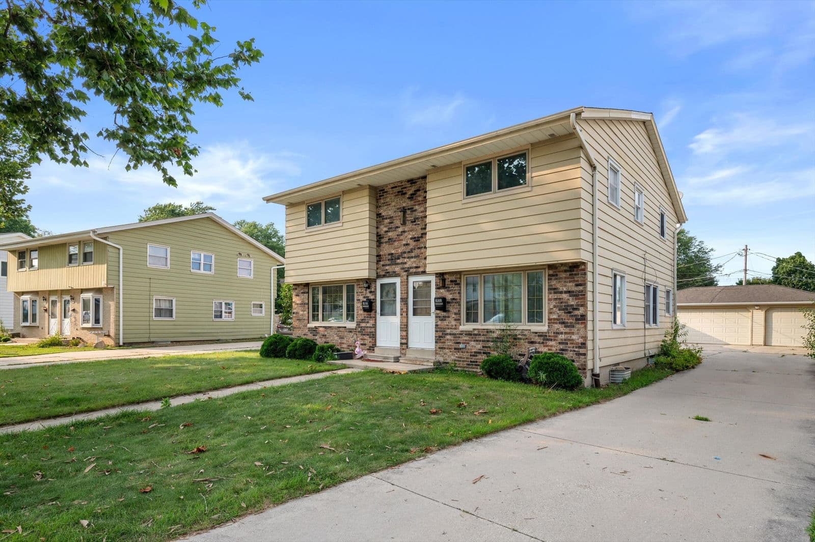 8308 Crawford