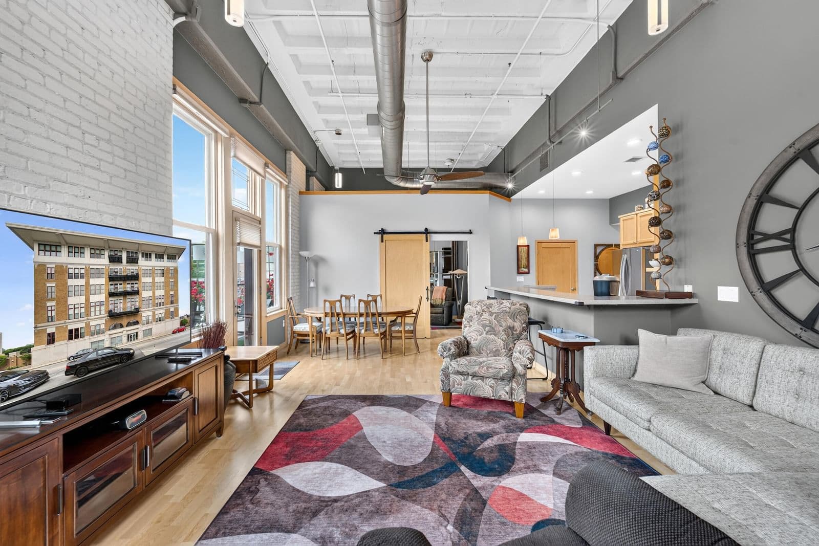 1325 Van Buren, Milwaukee, WI