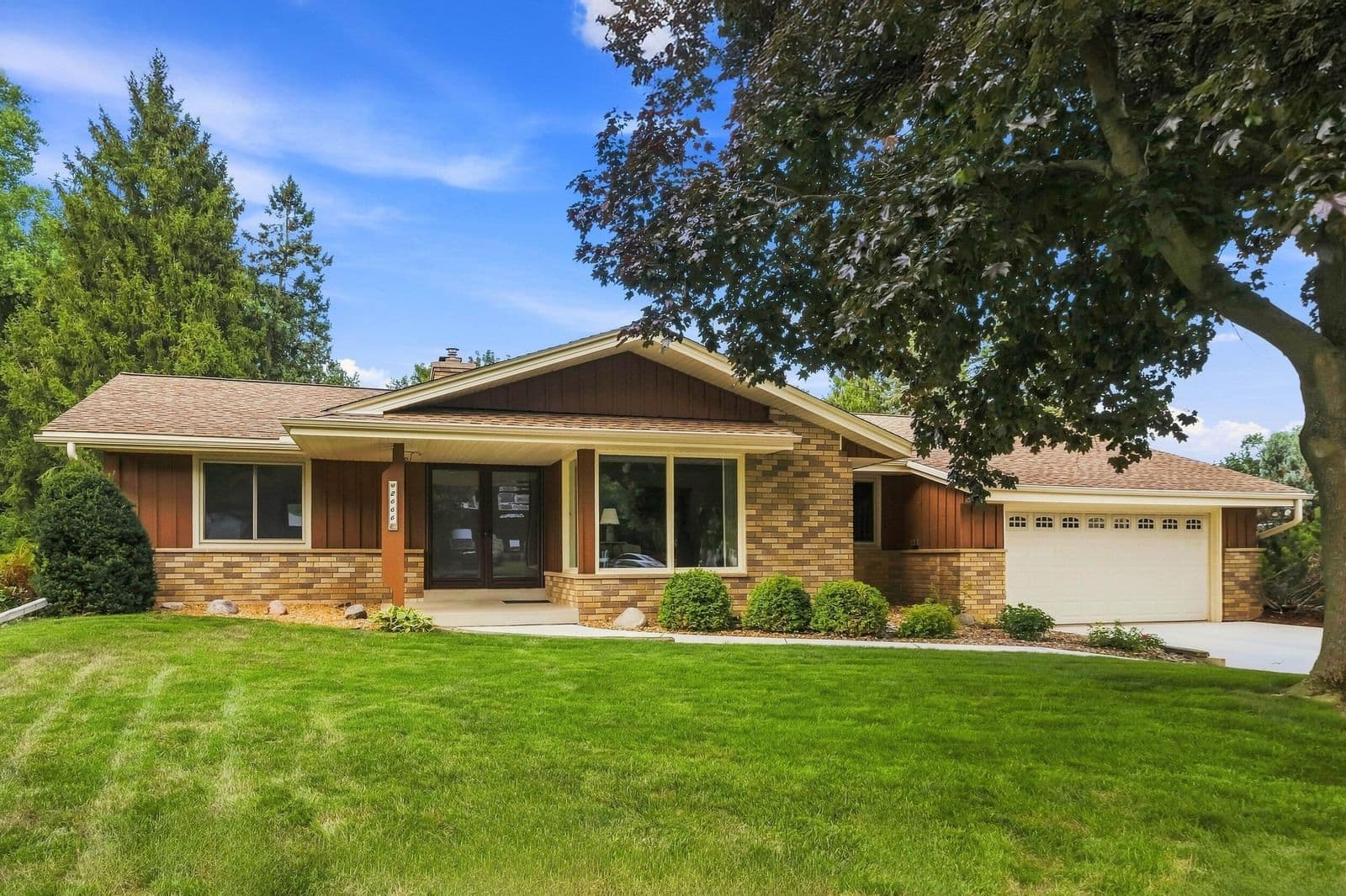 2666 Seymour, West Allis, WI
