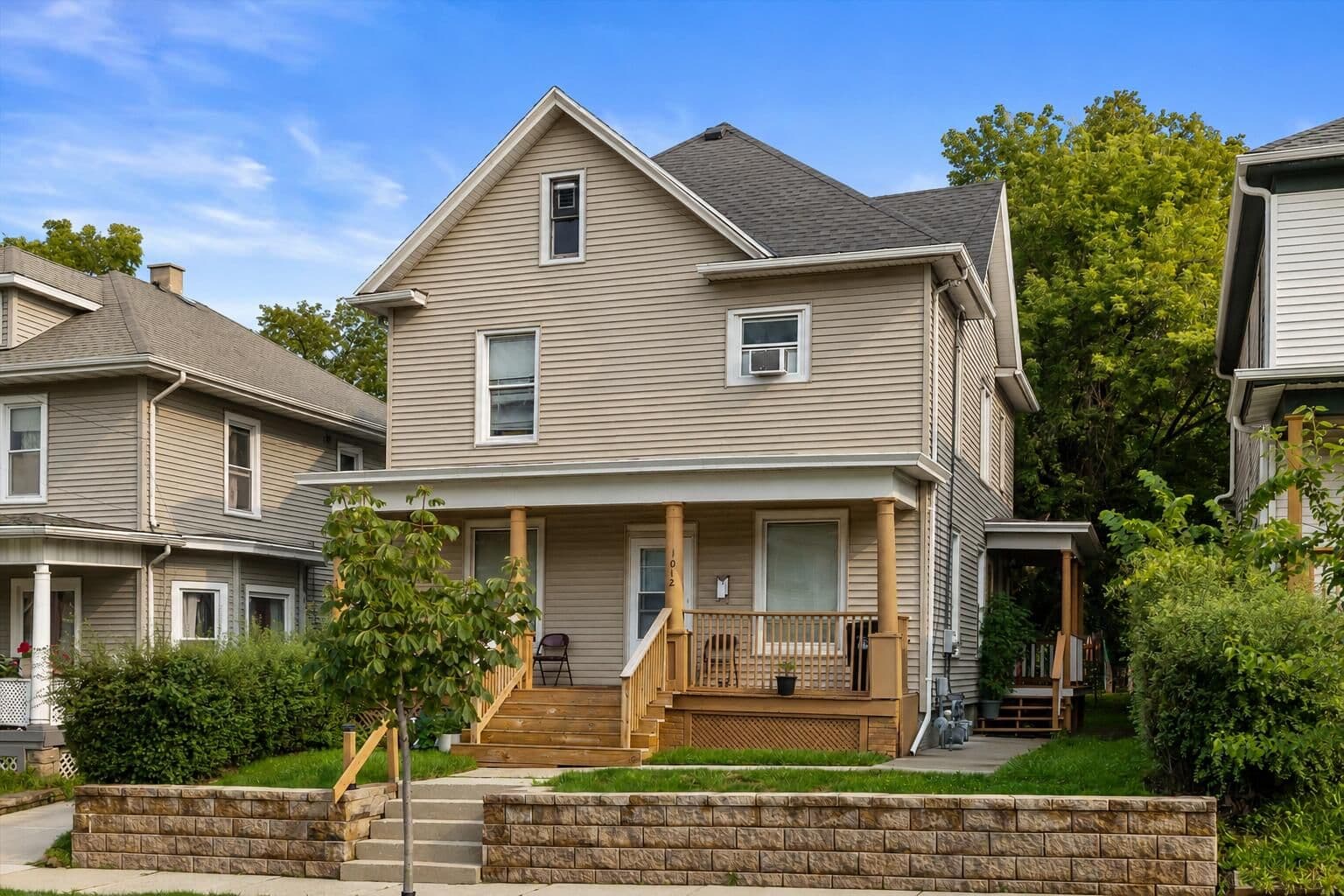 1012 Hamilton, Racine, WI
