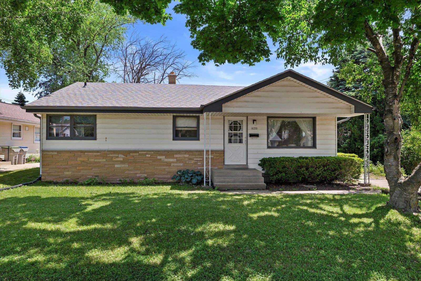 4250 83rd, Milwaukee, WI