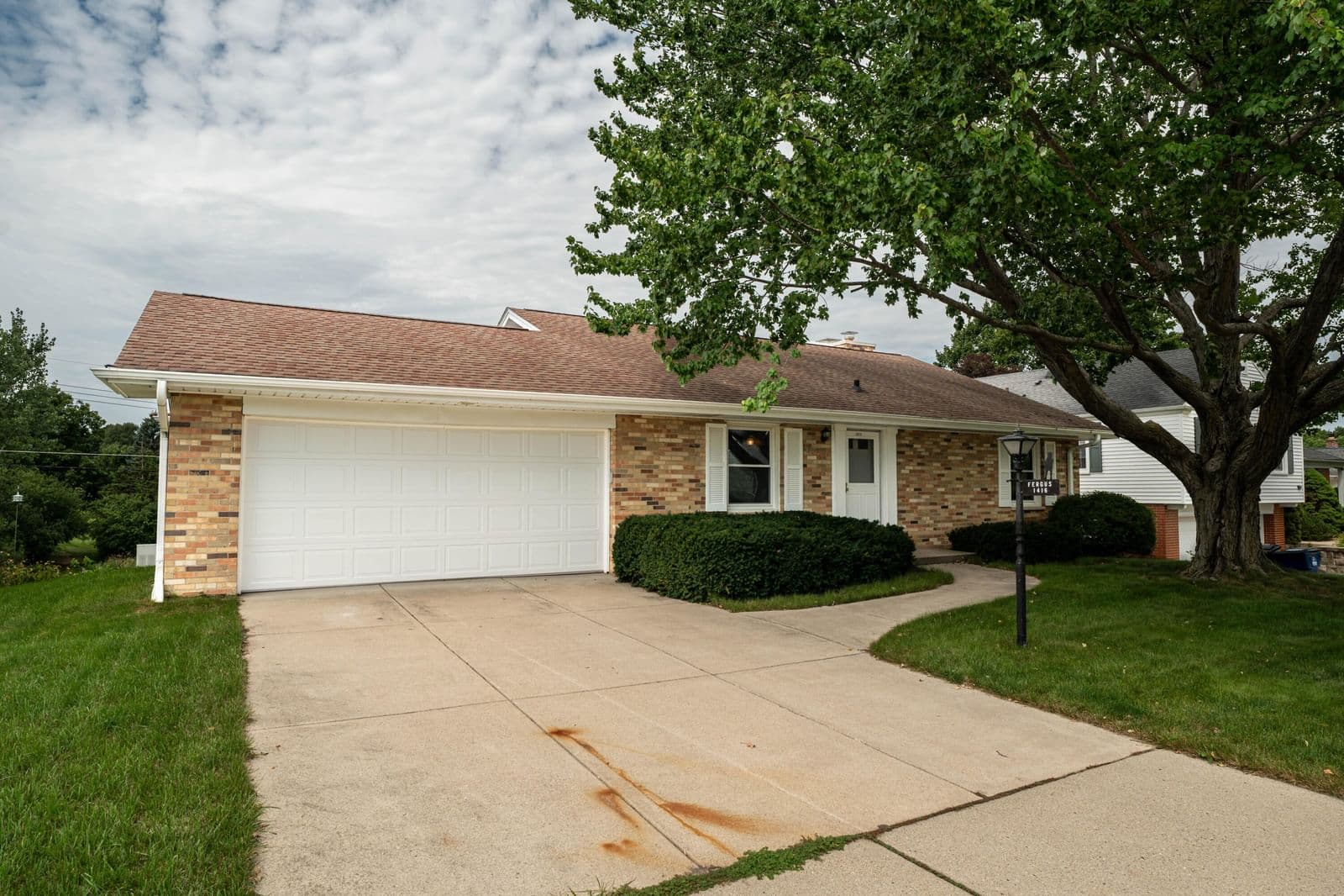 1416 Spring Valley Dr
