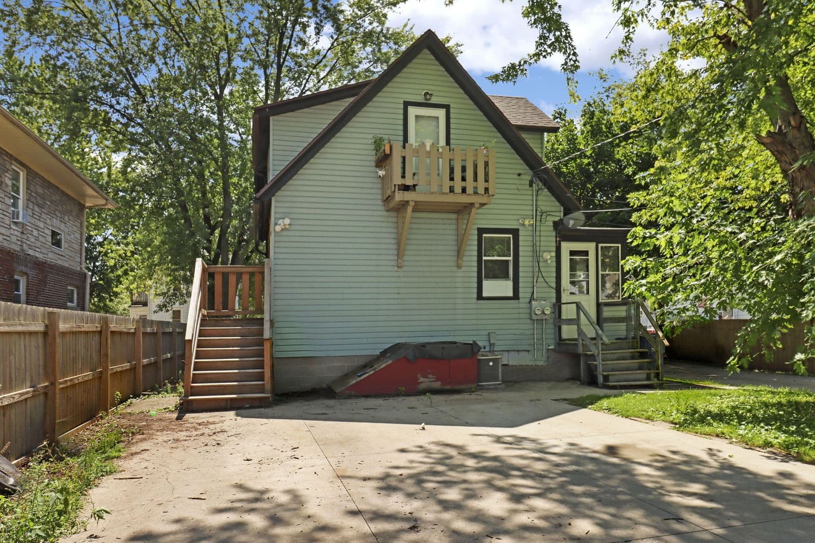 1908 Ehlert St