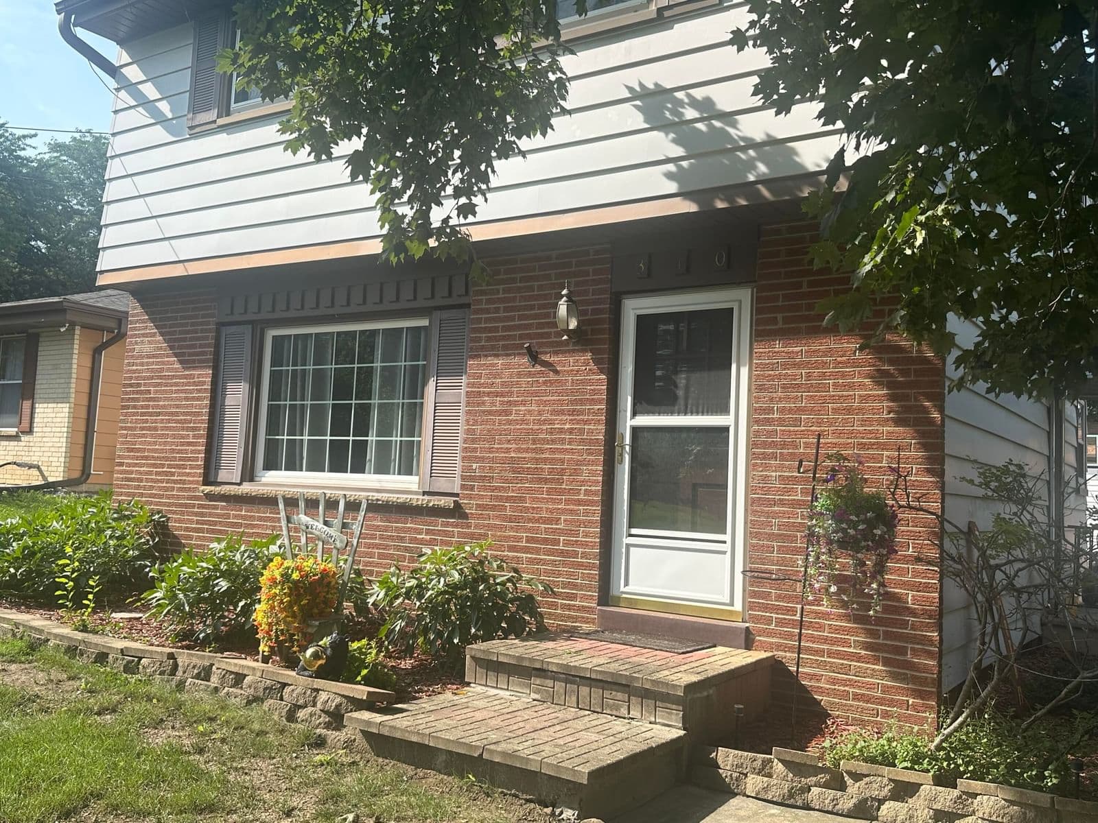 310 Uncas Ave