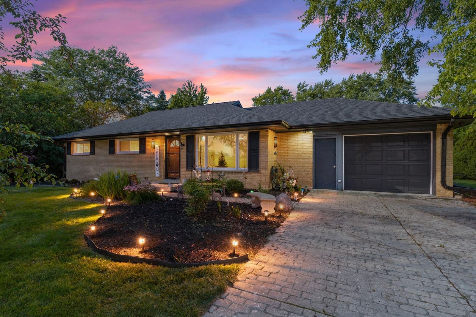 15440 Mt Vernon, Brookfield, WI