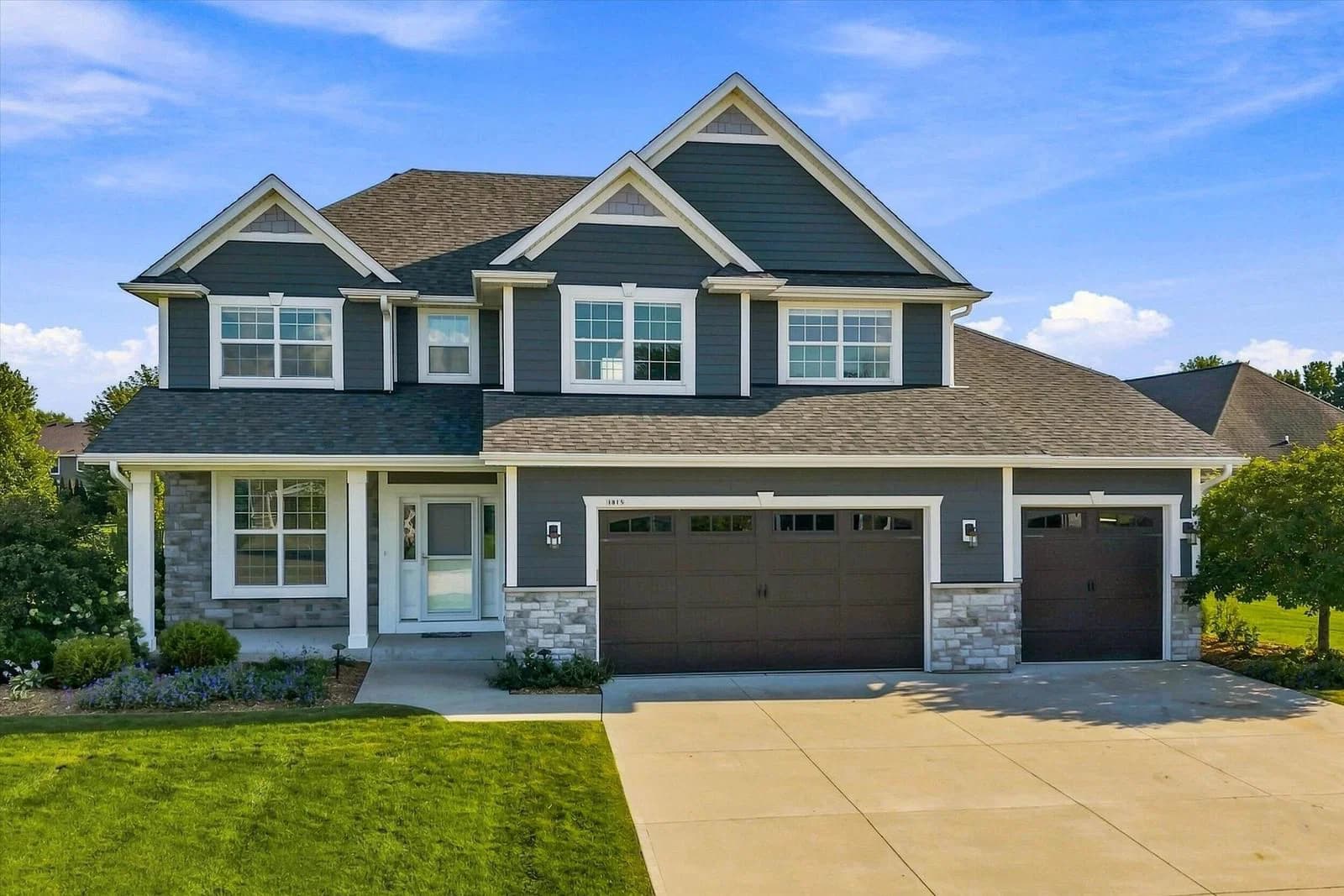 1815 Lilac, Oak Creek, WI