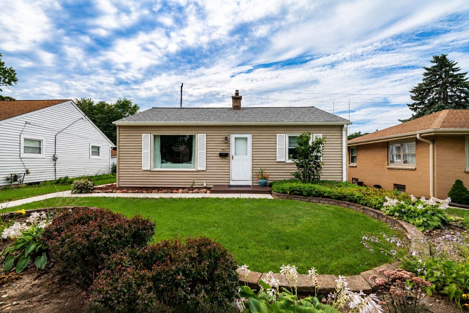 4917 Mohawk Ave
